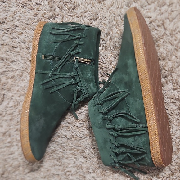 UGG Shenandoah Suede Moccasin Fringe Ankle Booties 8.5 - Picture 8 of 9